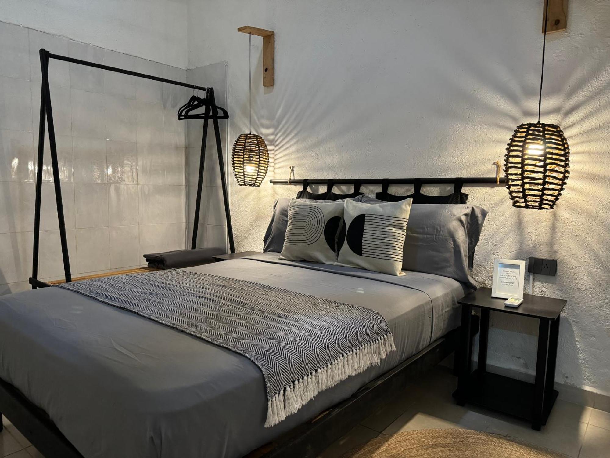 Casita Azul Colonial En El Centro De Merida. Экстерьер фото